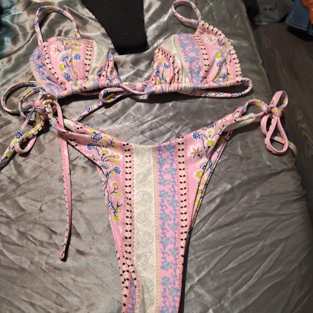 Floral Pink Behemian Print Bikini Sz. L